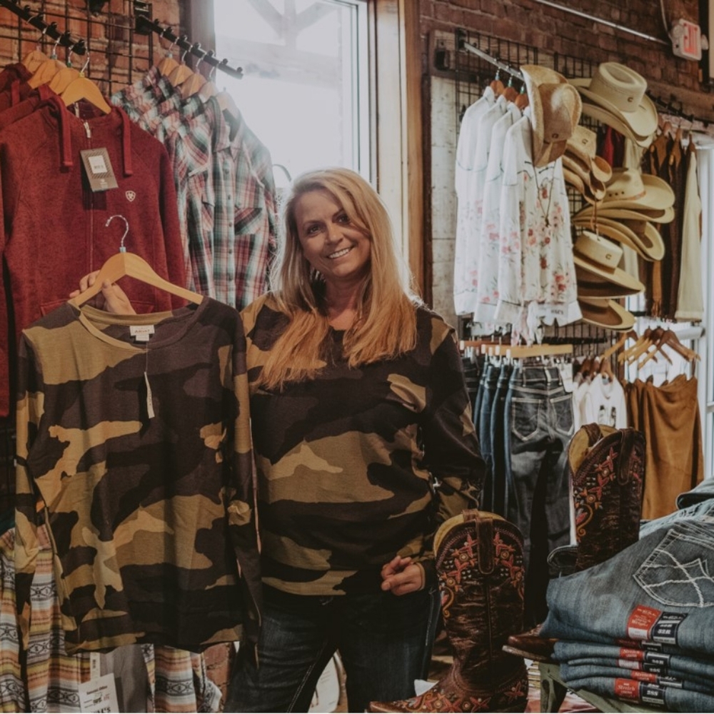 Meet your Posher, Melissa